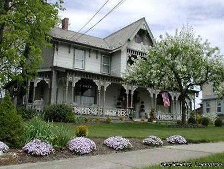 Rocking Horse Inn Ravenna Exterior foto